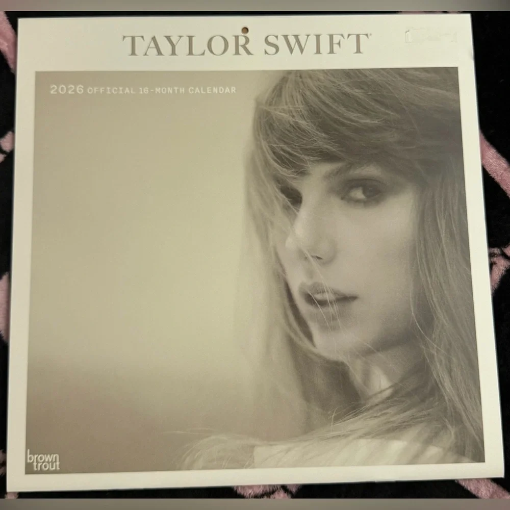 Taylor Swift 2026 Official 16-Month Wall Calendar – New / Sealed